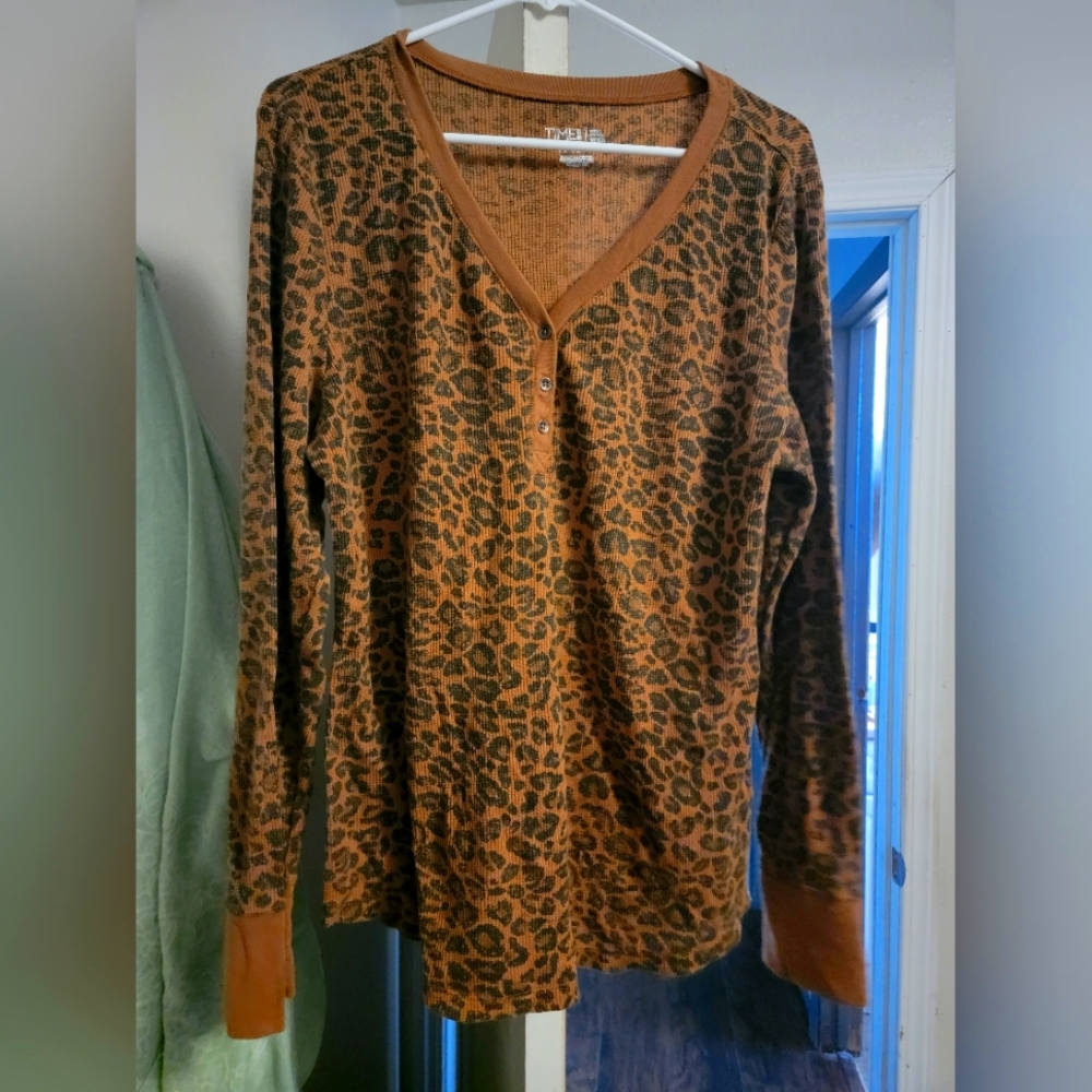 Cheetah print, waffle knit, long sleeve shirt